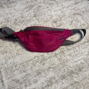 TRAVELON Pink Fanny Pack Waist Bag Belt Bag Lightweight Travel Hiking